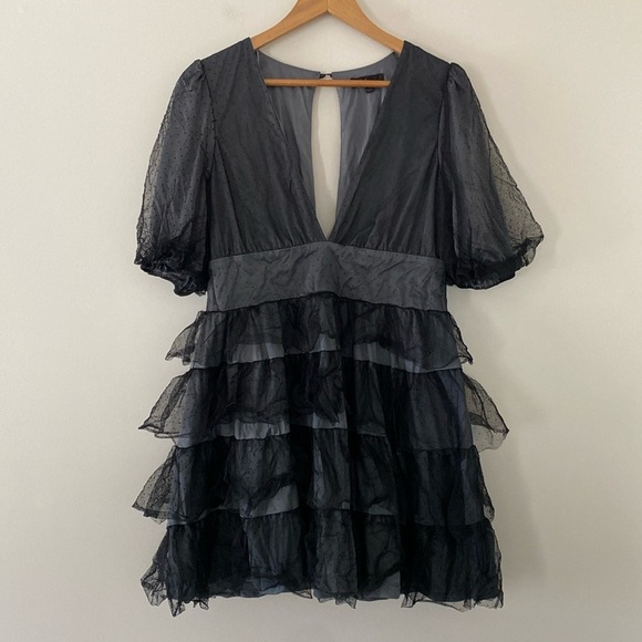 Lulu's Black Swiss Dot Mesh Tiered Ruffled Short Sleeve Mini Dress Black Size XL - Picture 1 of 13